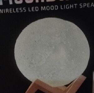 MoonStruck Wireless LED Mood Light Speaker